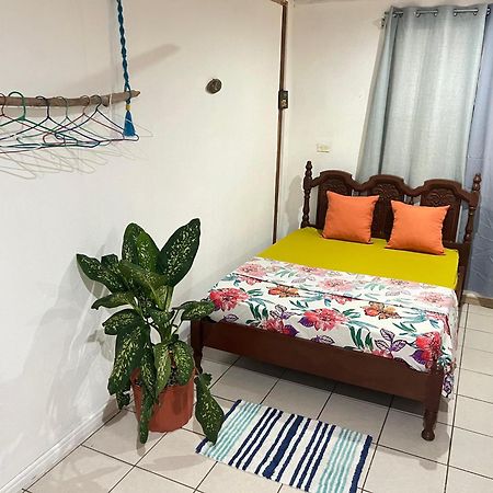 Apartament Mochis Quepos Zewnętrze zdjęcie