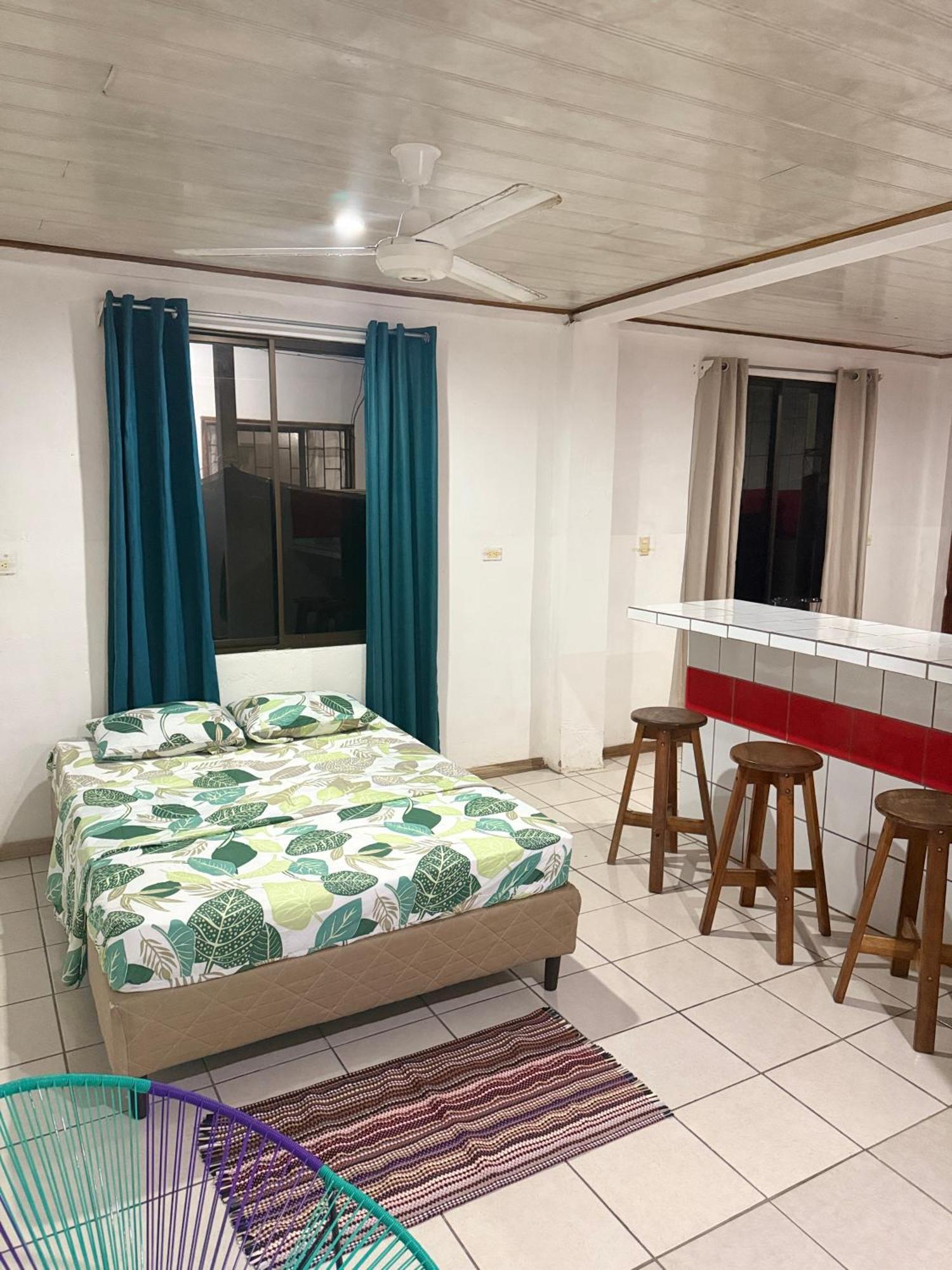 Apartament Mochis Quepos Zewnętrze zdjęcie